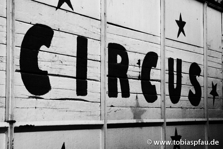 Circus Logo - Zirkus