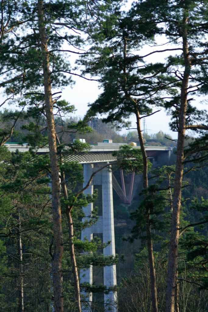 tpfau  MG 9533 Autobahnbrücke Deutschland